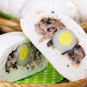 Bánh Bao Trứng Cút Thịt