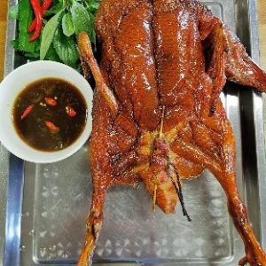 Vịt Quay Mác Mật